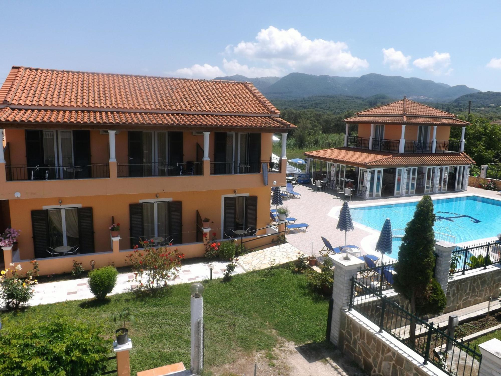 Makis Studios And Apartments Roda  Luaran gambar
